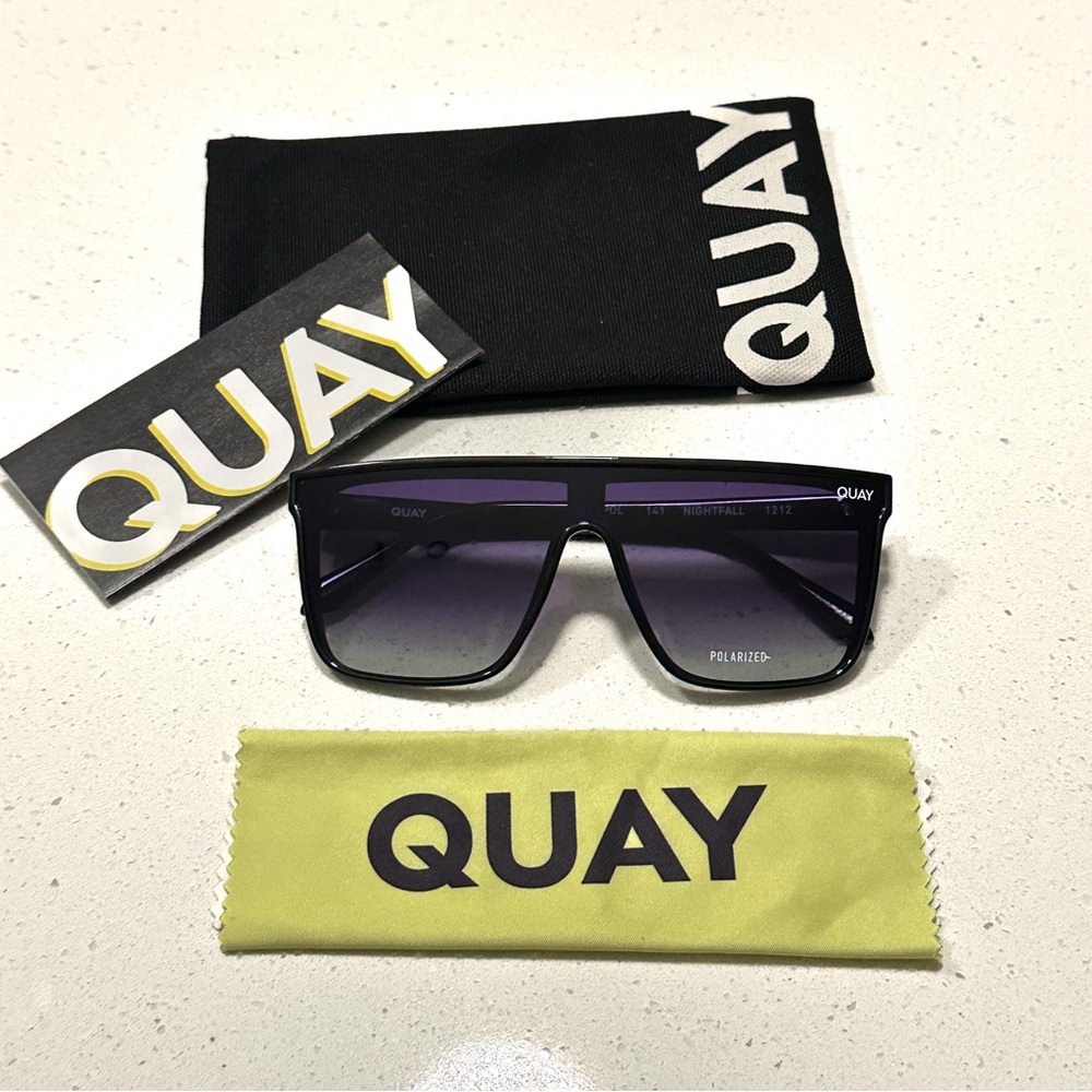 QUAY Nightfall 52mm Polarized Shield Sunglasses Black Purple Fade New With Case